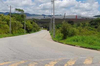 Área Industrial com fácil cesso, localizado bem próximo da Fernão Dias | Extrema - MG  | código 1058