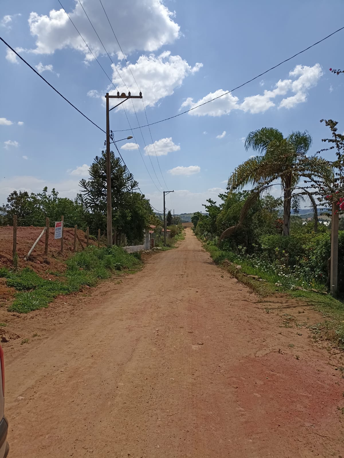 Excelente terreno para formação em chácara. Ótima localização - Munhoz - MG | Código 1095
