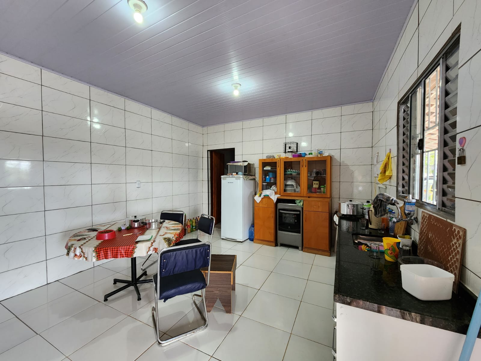 Chácara I casa avarandada com 2 dormitórios, sala de tv, local Munhoz- MG Codigo 1099