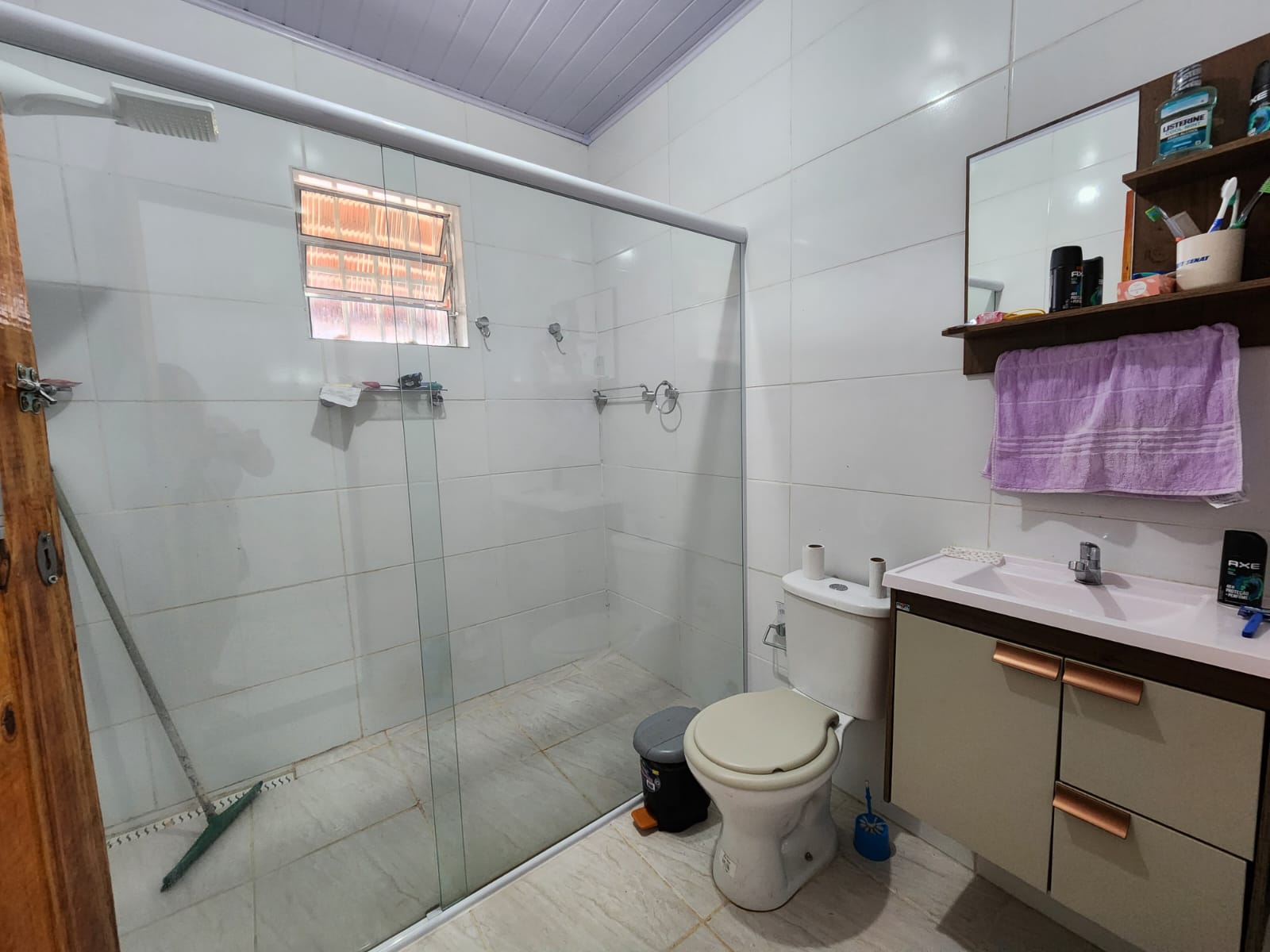 Chácara I casa avarandada com 2 dormitórios, sala de tv, local Munhoz- MG Codigo 1099