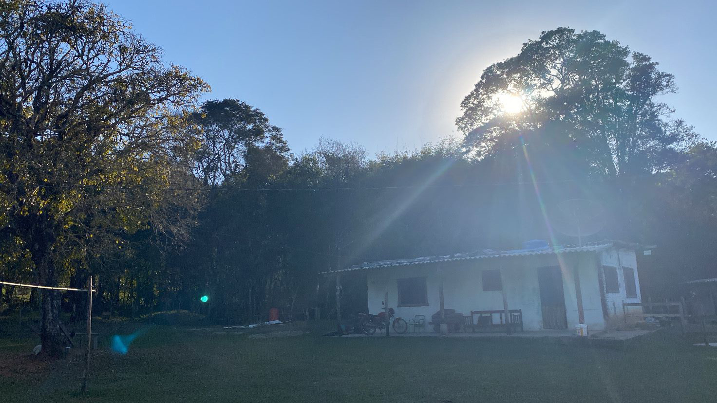 Sítio com lago e casa simples na divisa entre Extrema e Camanducaia Código 1131