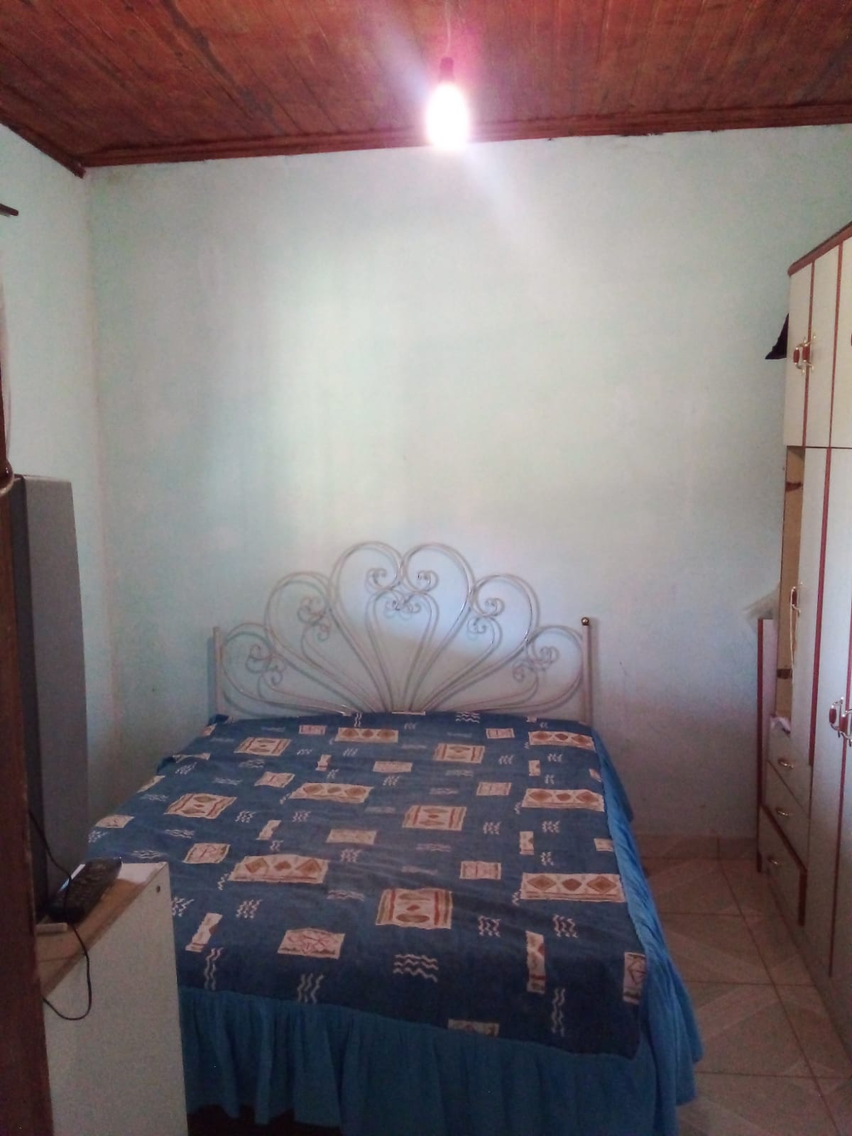 chácara com casa excelente localização topografia plana - Munhos MG