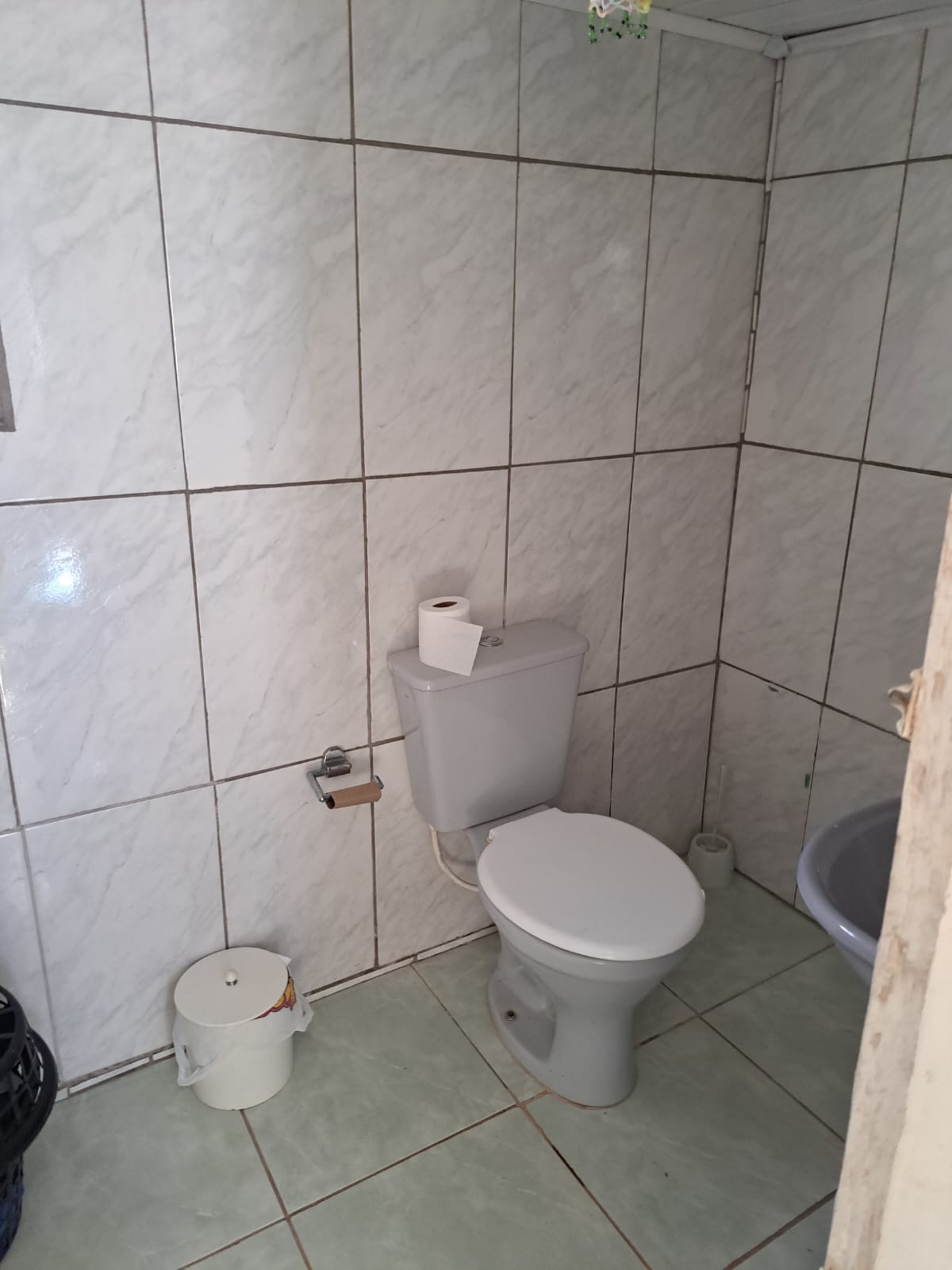 Chácara com casa, piscina, churrasqueira, pomar | Munhos - MG  | código 1004