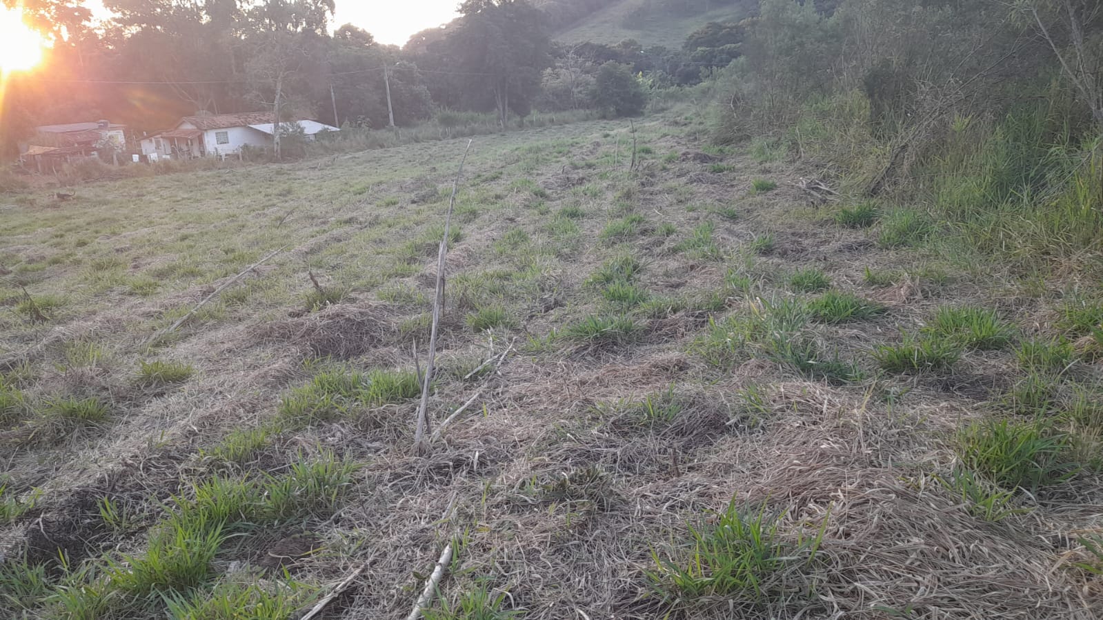 Terreno para chácara muito bem localizado 4 km da cidade | Extrema - MG  | código 1021