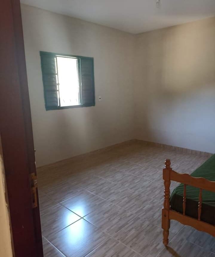 Chácara, casa com 4 quartos, piscina, nascente 8 km da cidade | Camanducaia - MG  | código 1044