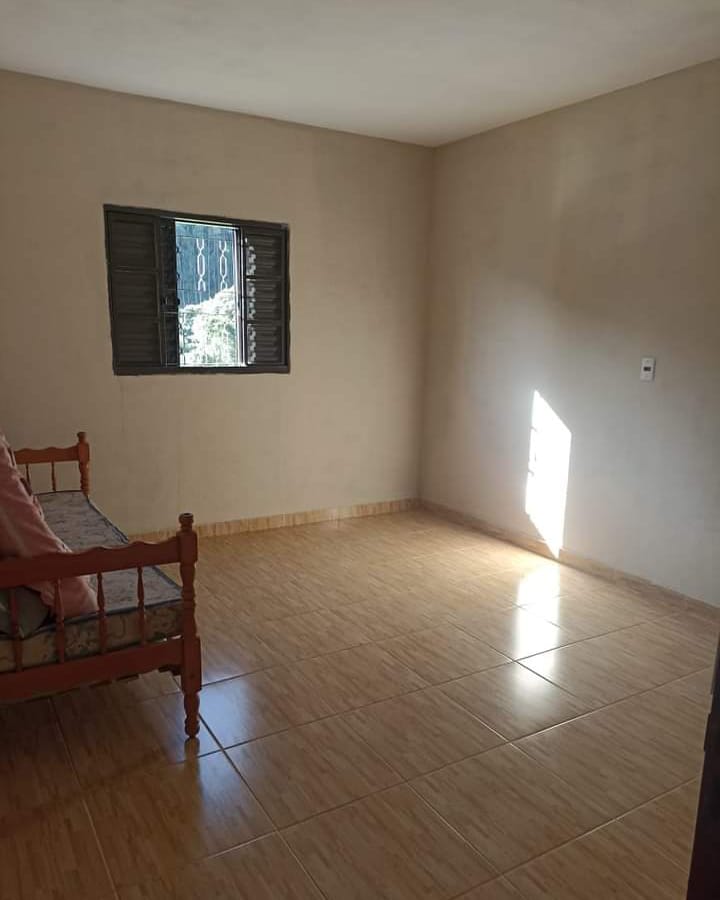 Chácara, casa com 4 quartos, piscina, nascente 8 km da cidade | Camanducaia - MG  | código 1044