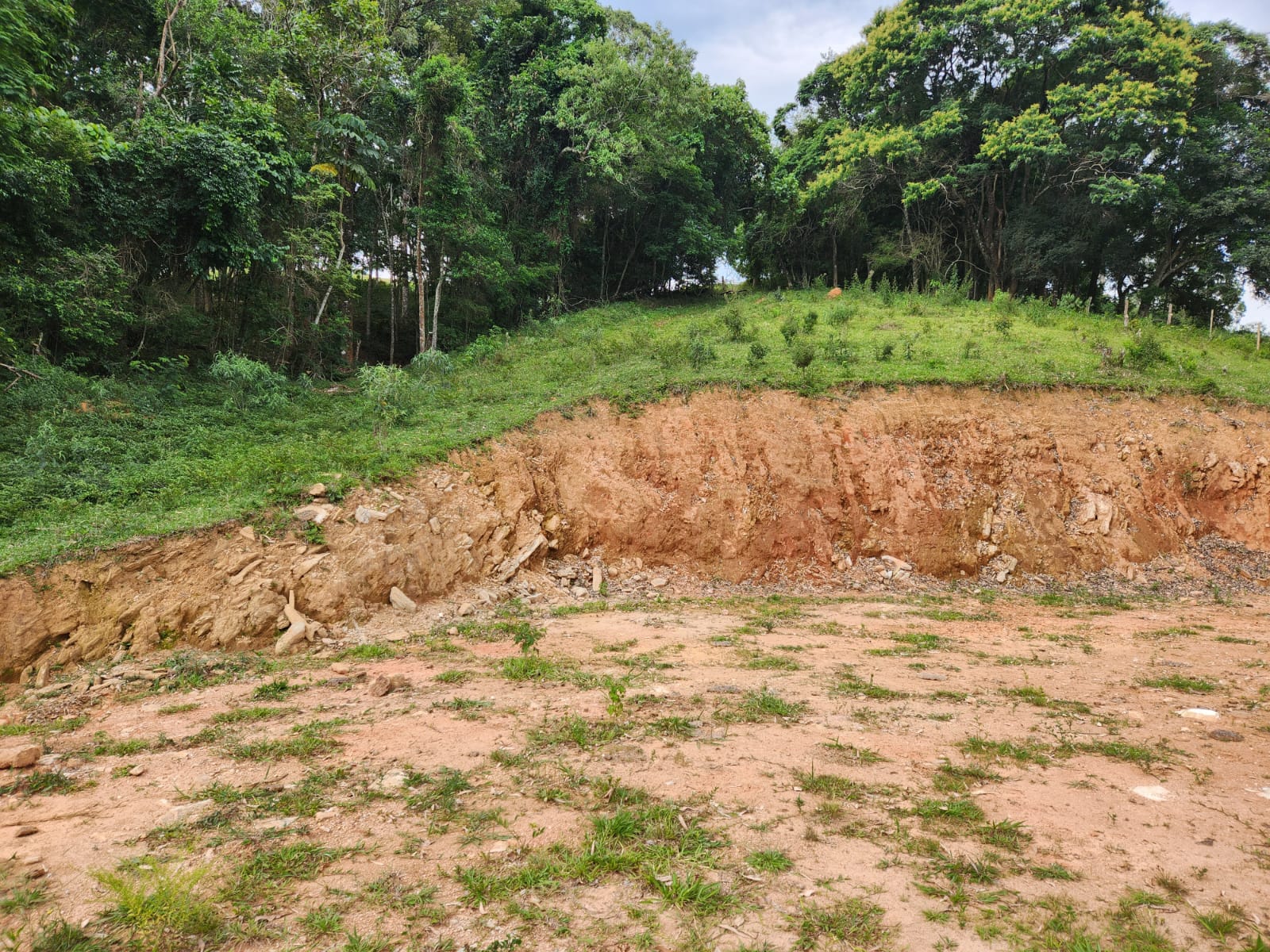 Terreno para chácara de lazer em região turística  | Extrema - MG  | código 1060