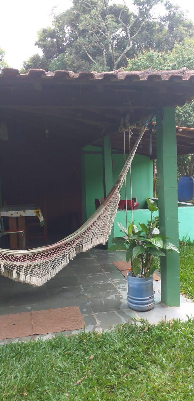 Chácara com piscina, churrasqueira; casa sede .. com : 3 Quartos espaçosos, 2 banheiros | Código 1082