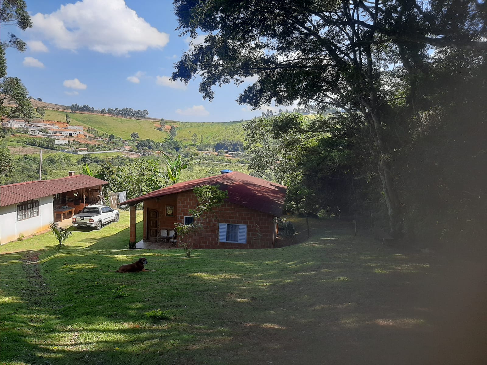 Chácara, casa com 3 quartos, 2 suítes (Aberta Negociação) em Toledo  MG | Código 1094