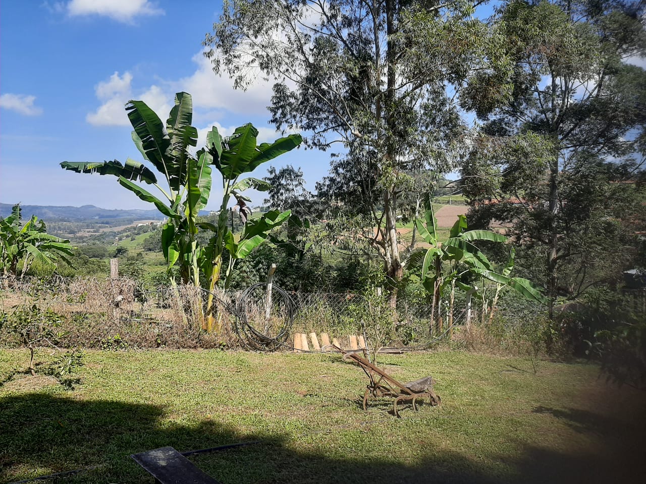 Chácara, casa com 3 quartos, 2 suítes (Aberta Negociação) em Toledo  MG | Código 1094