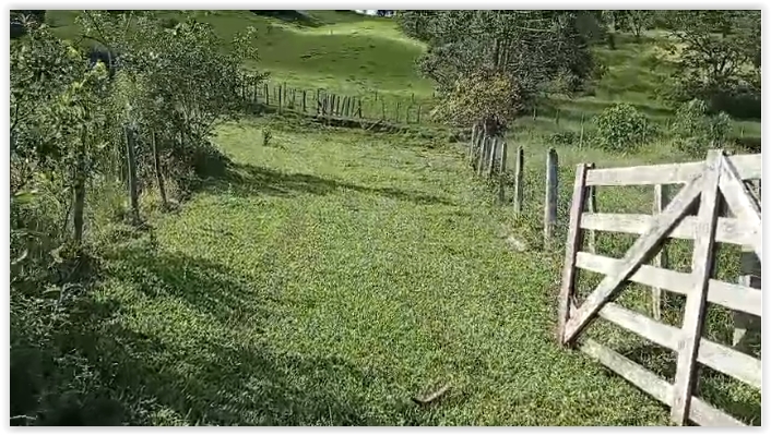 Sítio para empreendimento imobiliário ou turístico, ótima localização Extrema - MG Código 1098