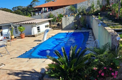 Linda chácara - casa com 3 Quartos espaçosos  2-Banheiro social em Munhoz - MG