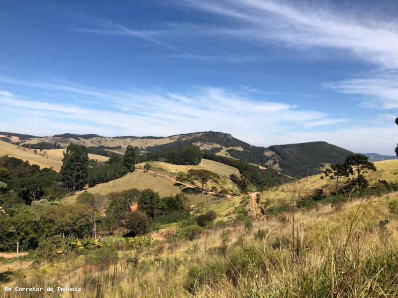 Terreno com vista panorâmica. Está na hora de realizar o sonho da casa no campo I Toledo-mg