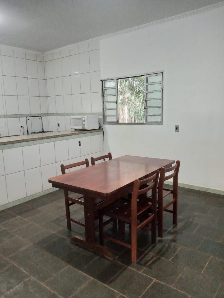 Sítio, 5 alqueires, casa grande de 2 quartos, suíte, wc social, sala, cozinha americana Cód 1139