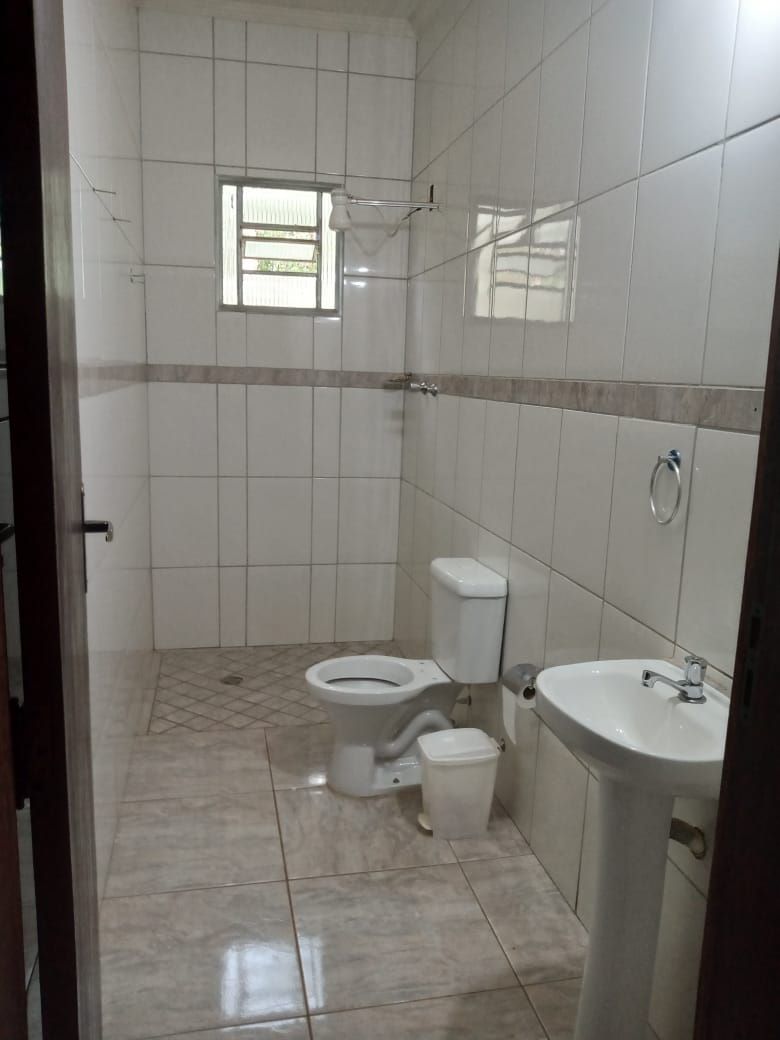 Sítio, 5 alqueires, casa grande de 2 quartos, suíte, wc social, sala, cozinha americana Cód 1139