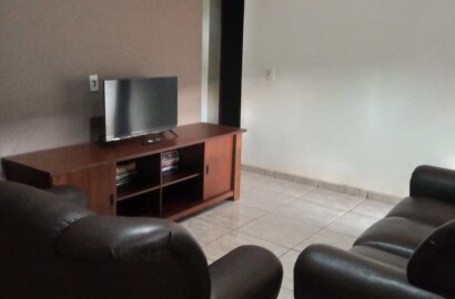 Sítio, 5 alqueires, casa grande de 2 quartos, suíte, wc social, sala, cozinha americana Cód 1139