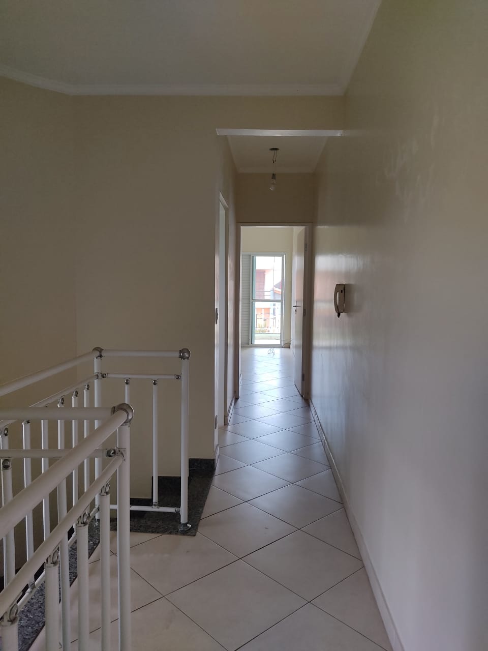 Sobrado 3 suítes, 1 closed, sala p/ 2 ambientes em Santo André - Cód. 1140