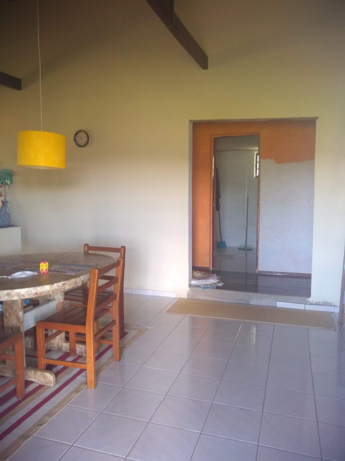 Chácara com casa grande próxima à lago de pesca e cachoeira em Munhoz - MG Cód. 1147