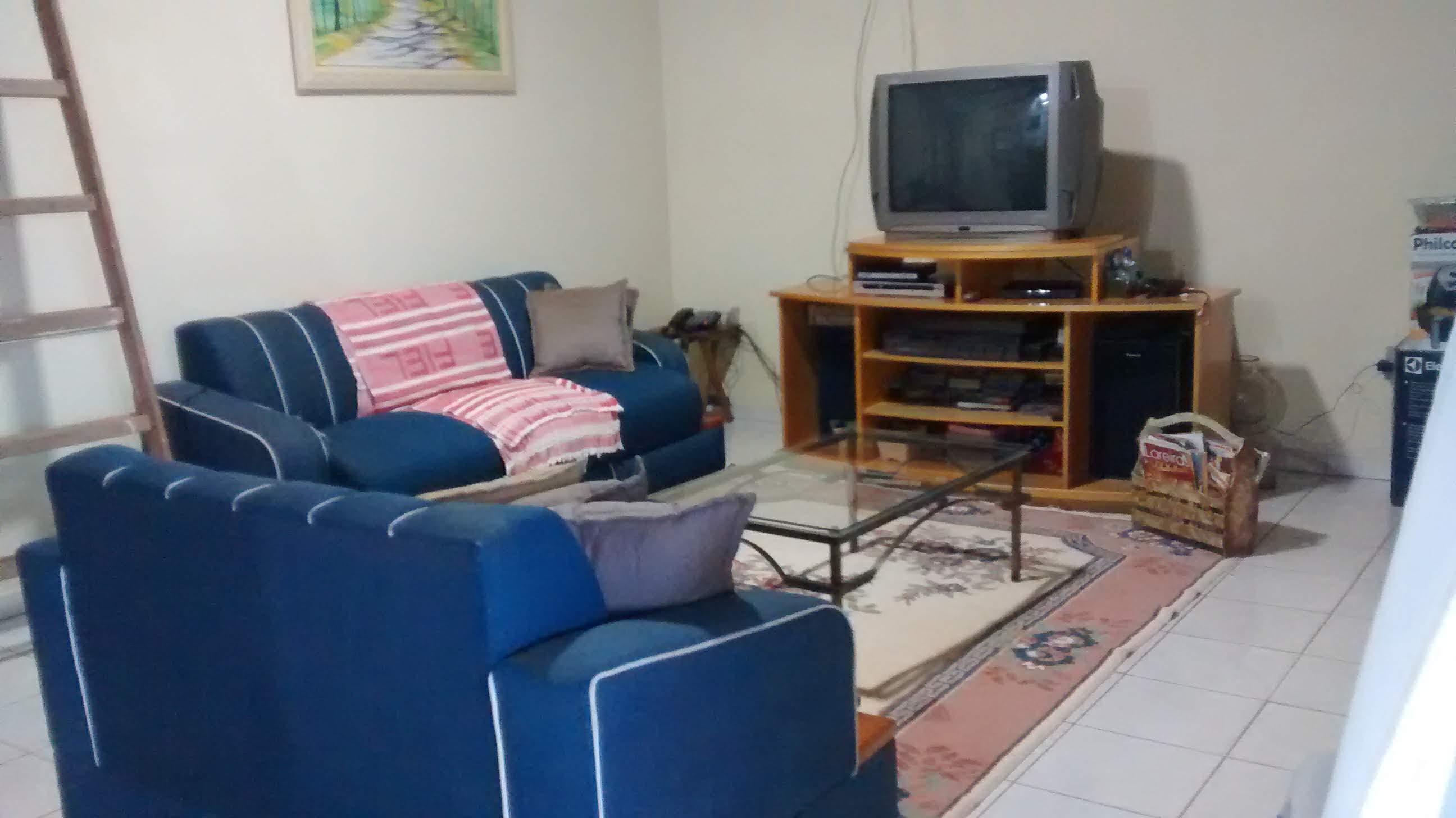 Chácara com casa grande próxima à lago de pesca e cachoeira em Munhoz - MG Cód. 1147