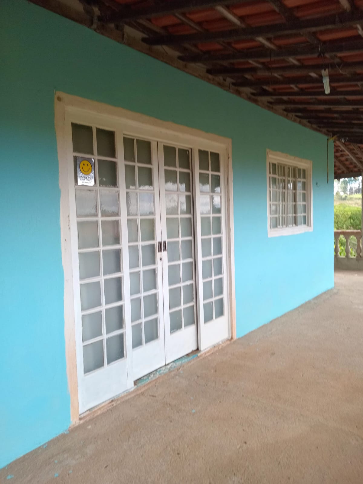 Chácara com casa grande próxima à lago de pesca e cachoeira em Munhoz - MG Cód. 1147