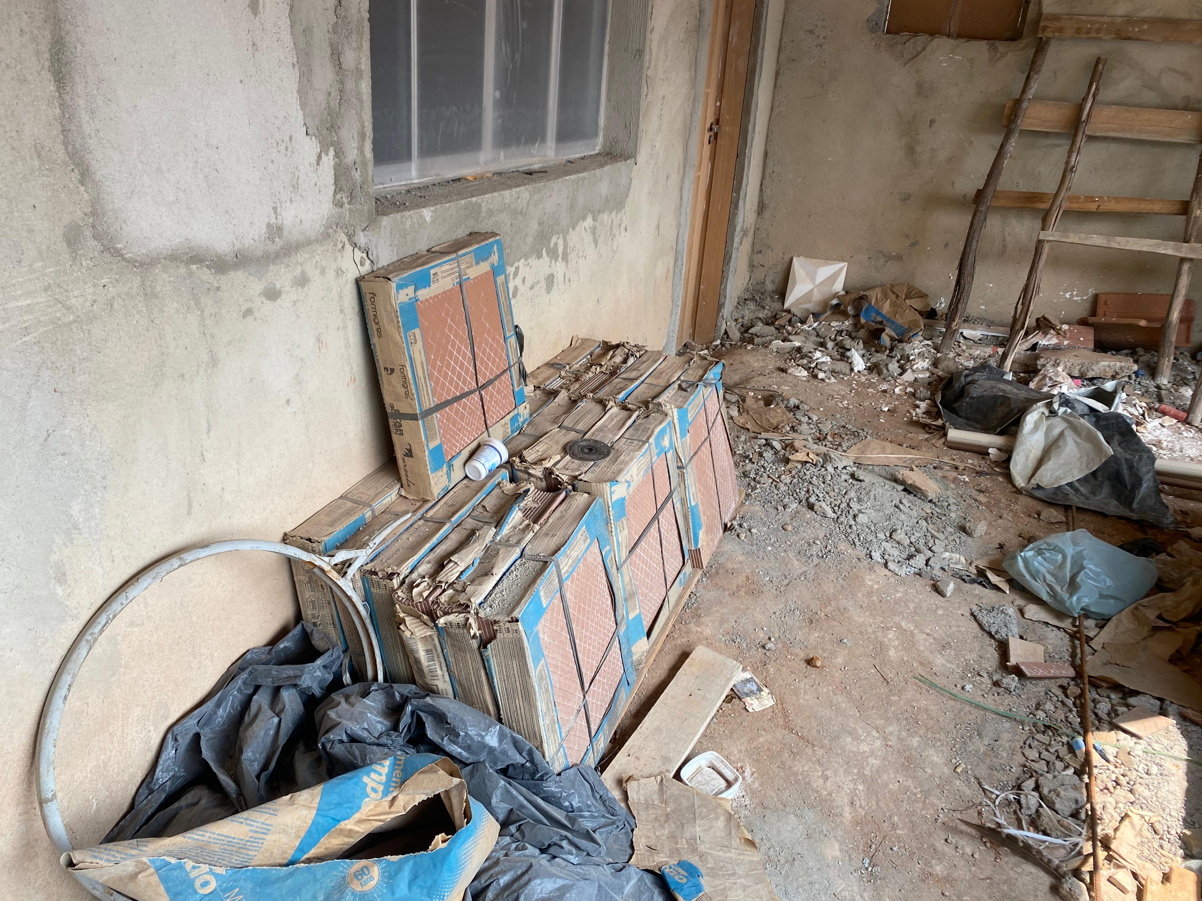 Chácara em construção com piscina em Toledo - MG Cód 1148