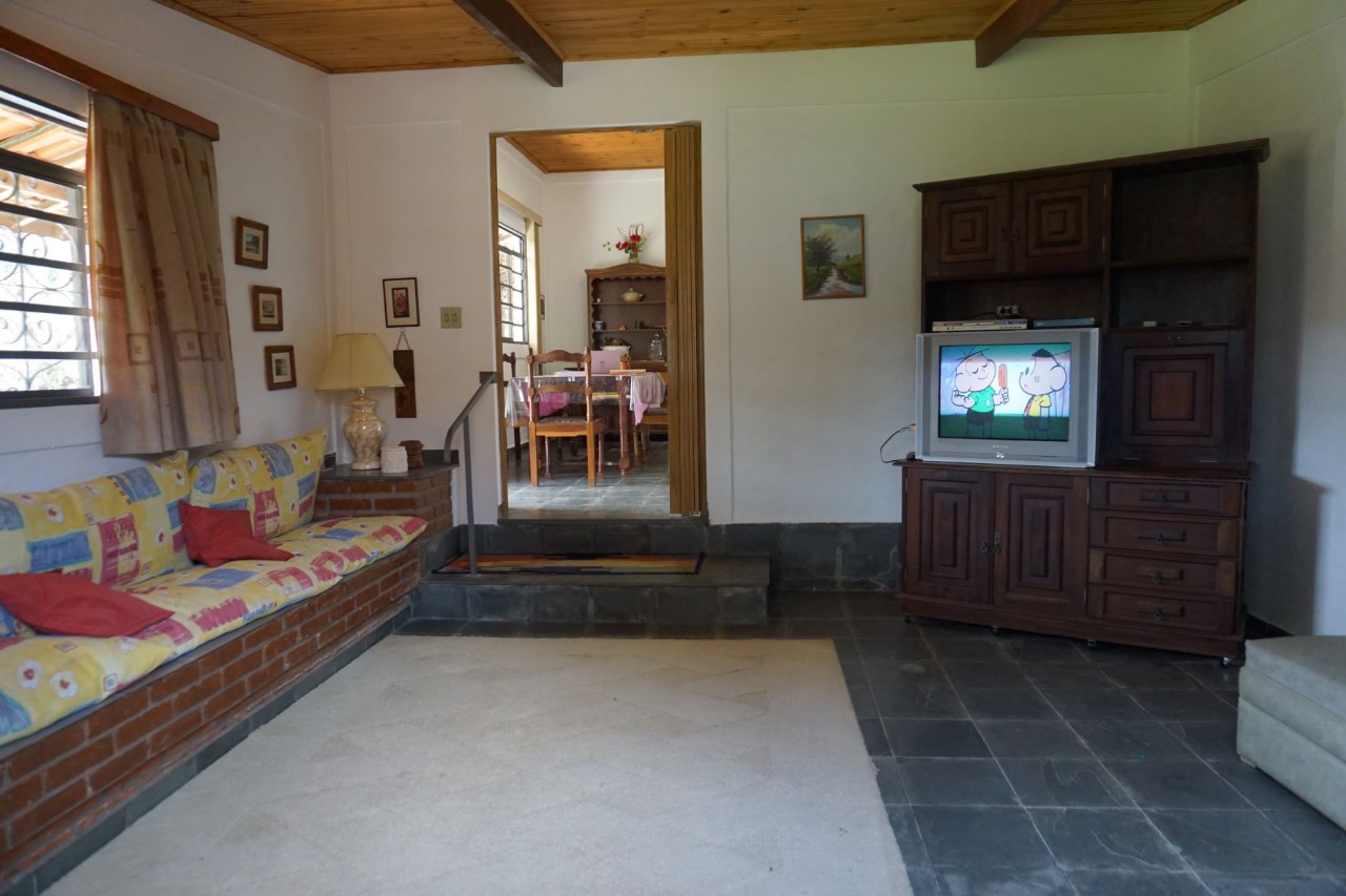 Muito mais que uma chácara um pequeno sitio com  28.632 m² localizado em Extrema / MG