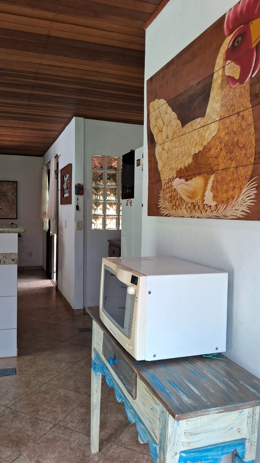 Chácara com 2 casas sendo; principal com: 3 dorm, 2 WC, sala de estar Lareira  Jantar e cozinha tudo integrado cod 1166