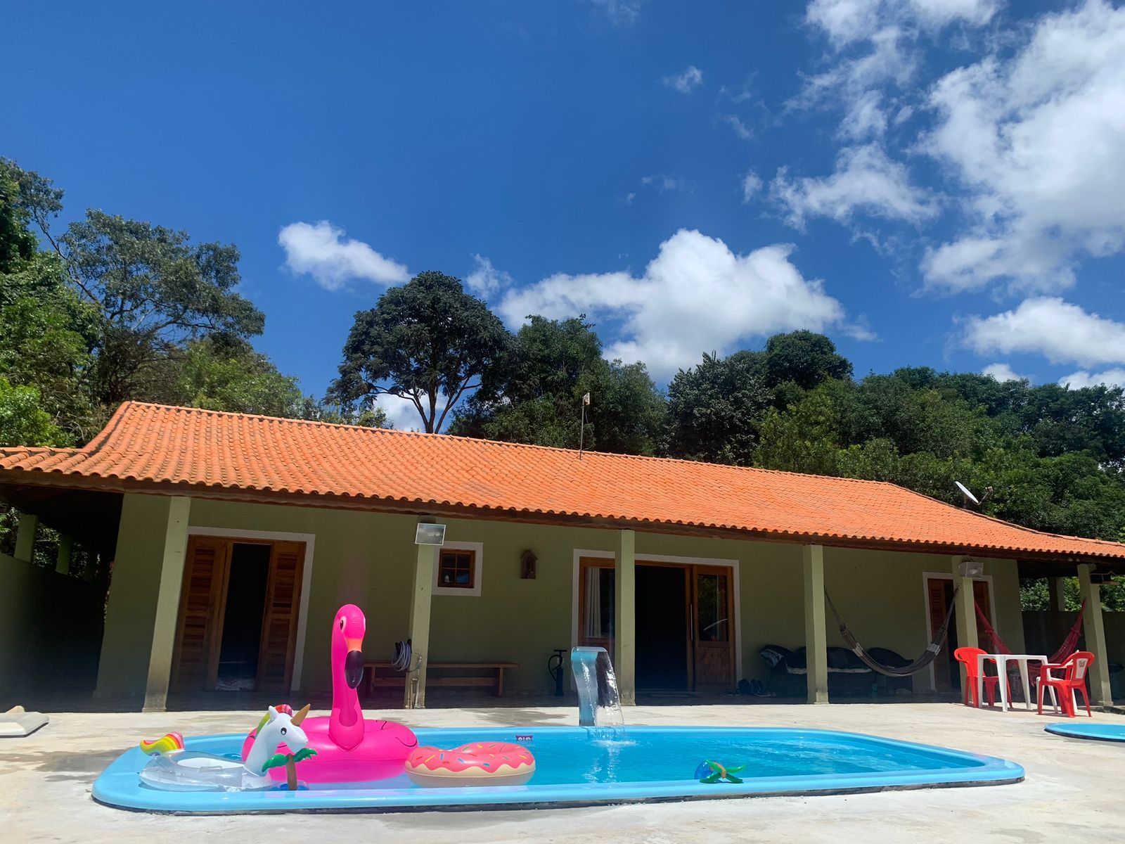 Oportunidade Única: Chácara Completa com Estrutura para Moradia e Lazer! cod 1168