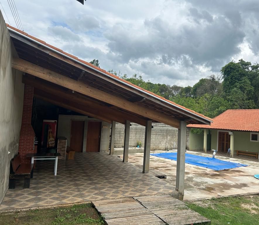 Oportunidade Única: Chácara Completa com Estrutura para Moradia e Lazer! cod 1168