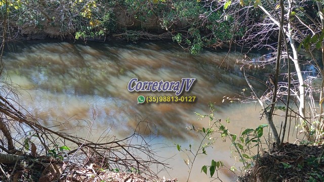 Terreno para formação em chácara ou plantações em Extrema - MG código 1175