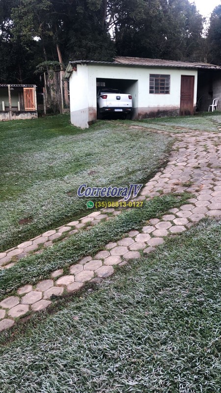 Chácara com piscina, casa, horta, pomar, churrasqueira, campo de futebol | Extrema - MG | código 1176