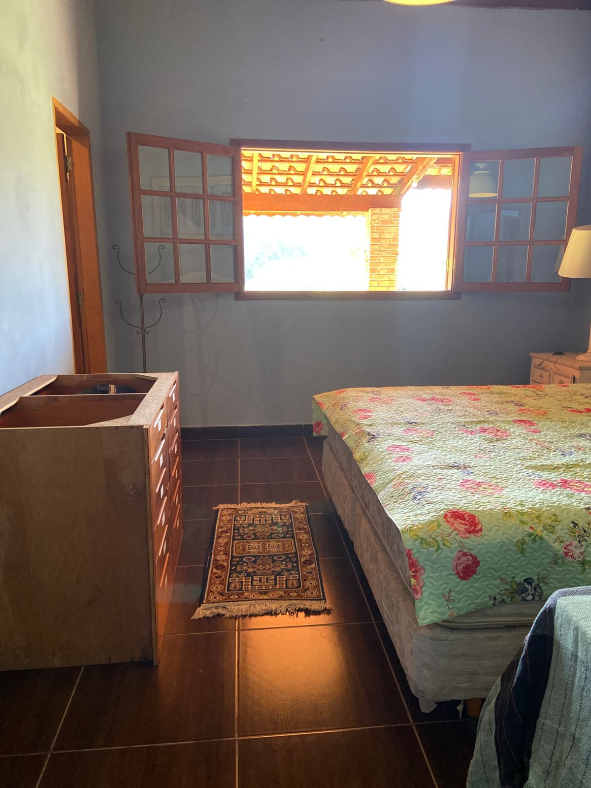 Chácara com 3 suítes, pomar, área gourmet em Extrema MG cód. 1177