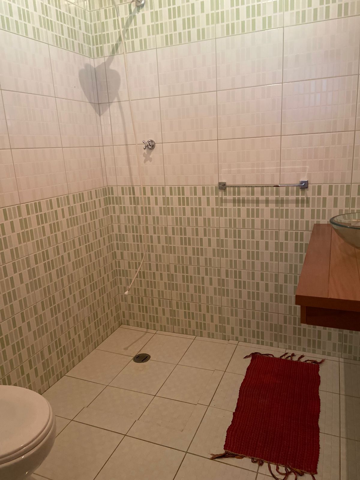 Chácara com 3 suítes, pomar, área gourmet em Extrema MG cód. 1177