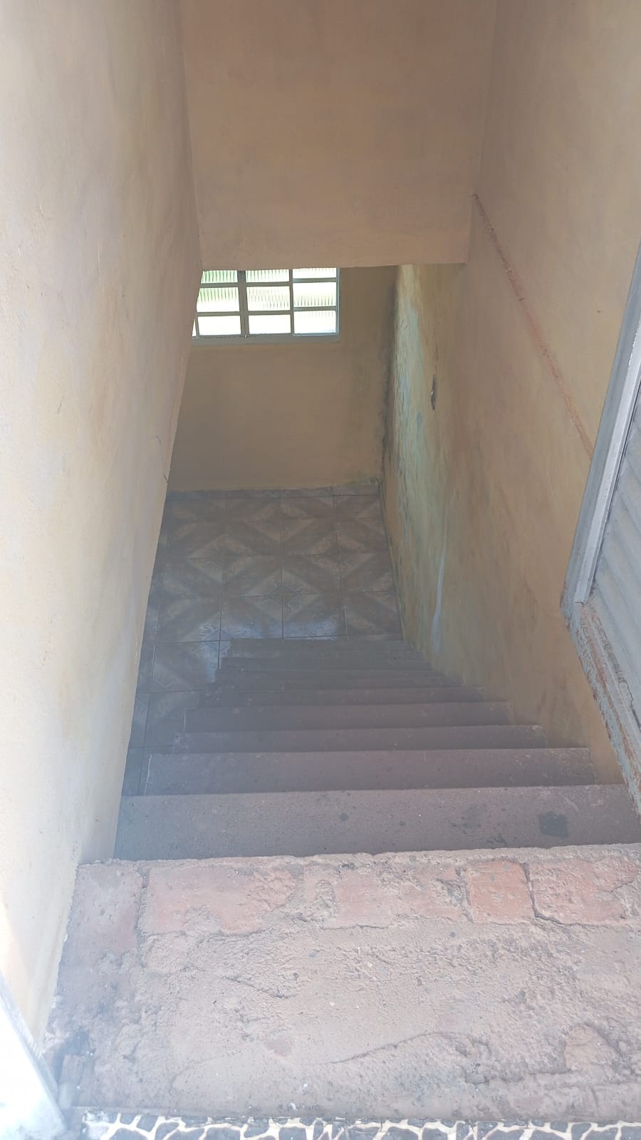 Chácara com salão de 70m², churrasqueira, pomar e campo – lazer completo cod.1185