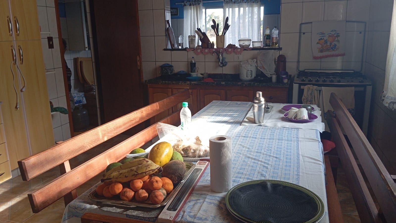 Chácara com salão de 70m², churrasqueira, pomar e campo – lazer completo cod.1185