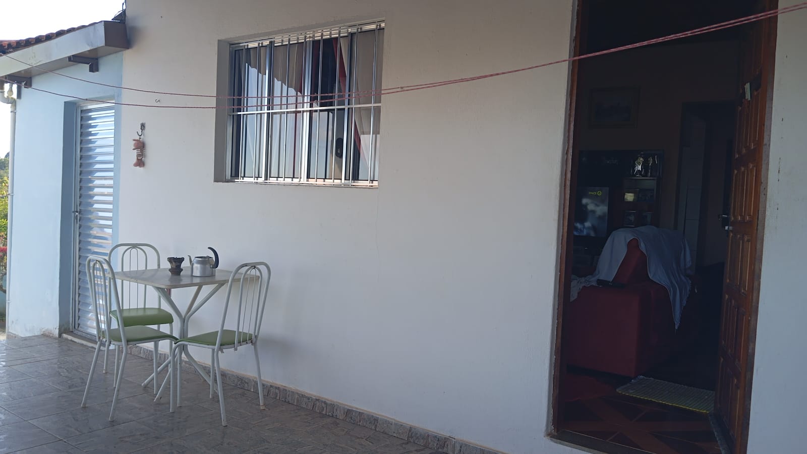 Chácara com salão de 70m², churrasqueira, pomar e campo – lazer completo cod.1185