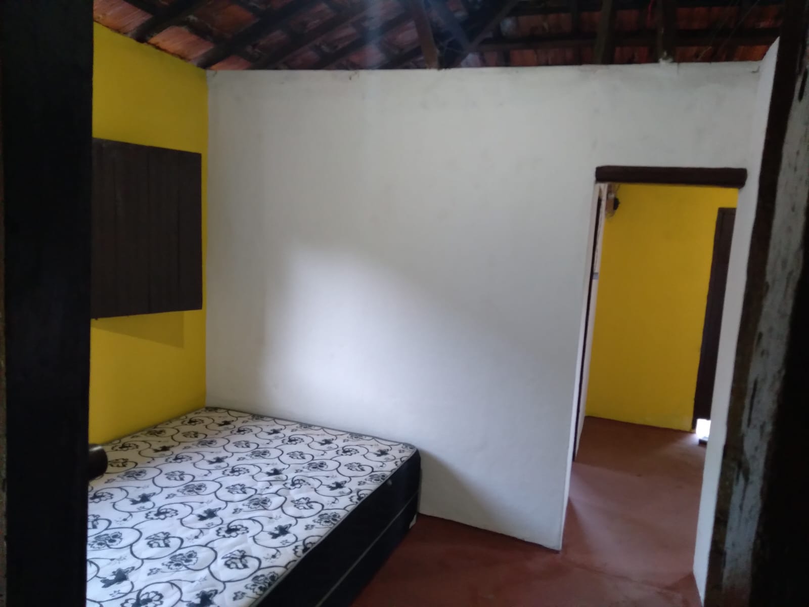 Chácara Charmosa com Lago e Casa de Fazenda em Meio às Araucárias – 4.000m cod 1194