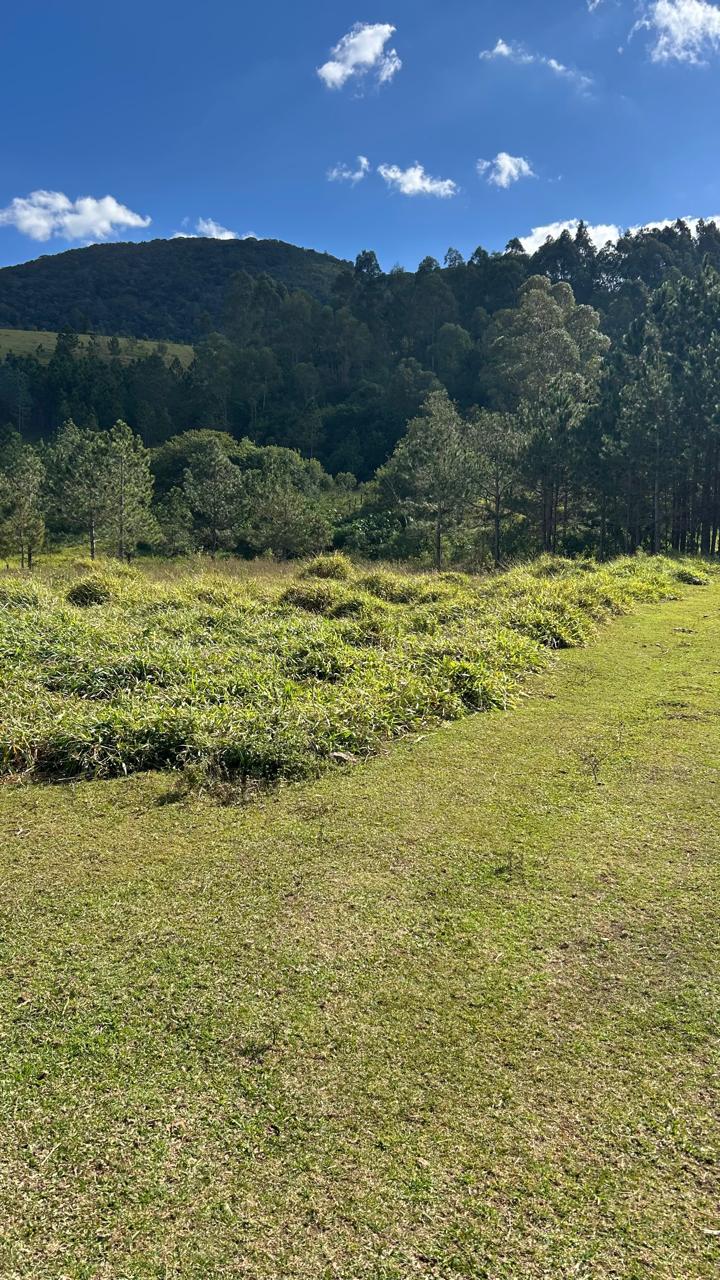 Sítio com Casa, Pomar e Estrutura Completa para Animais – Joanópolis-SP cod. 1200