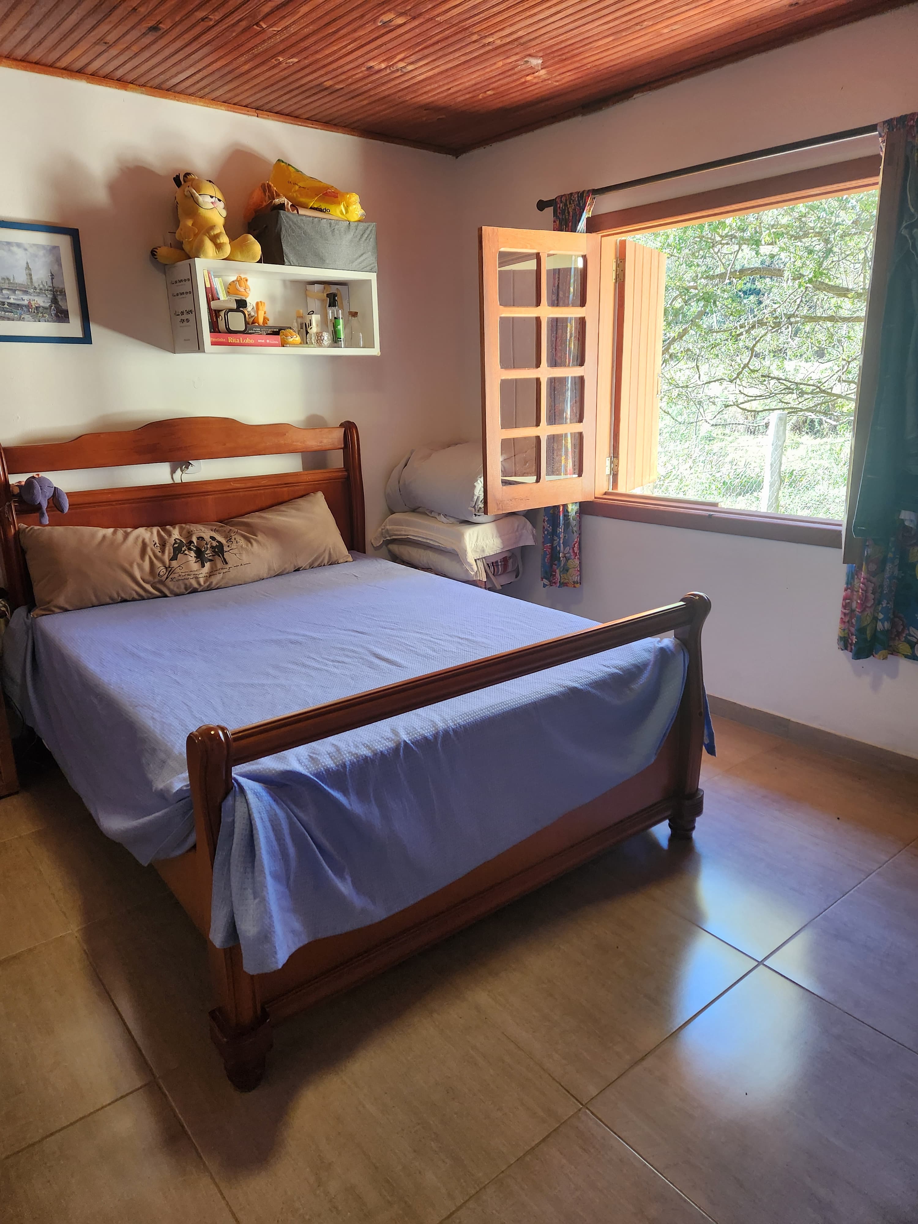 Sítio com Casa, Pomar e Estrutura Completa para Animais – Joanópolis-SP cod. 1200