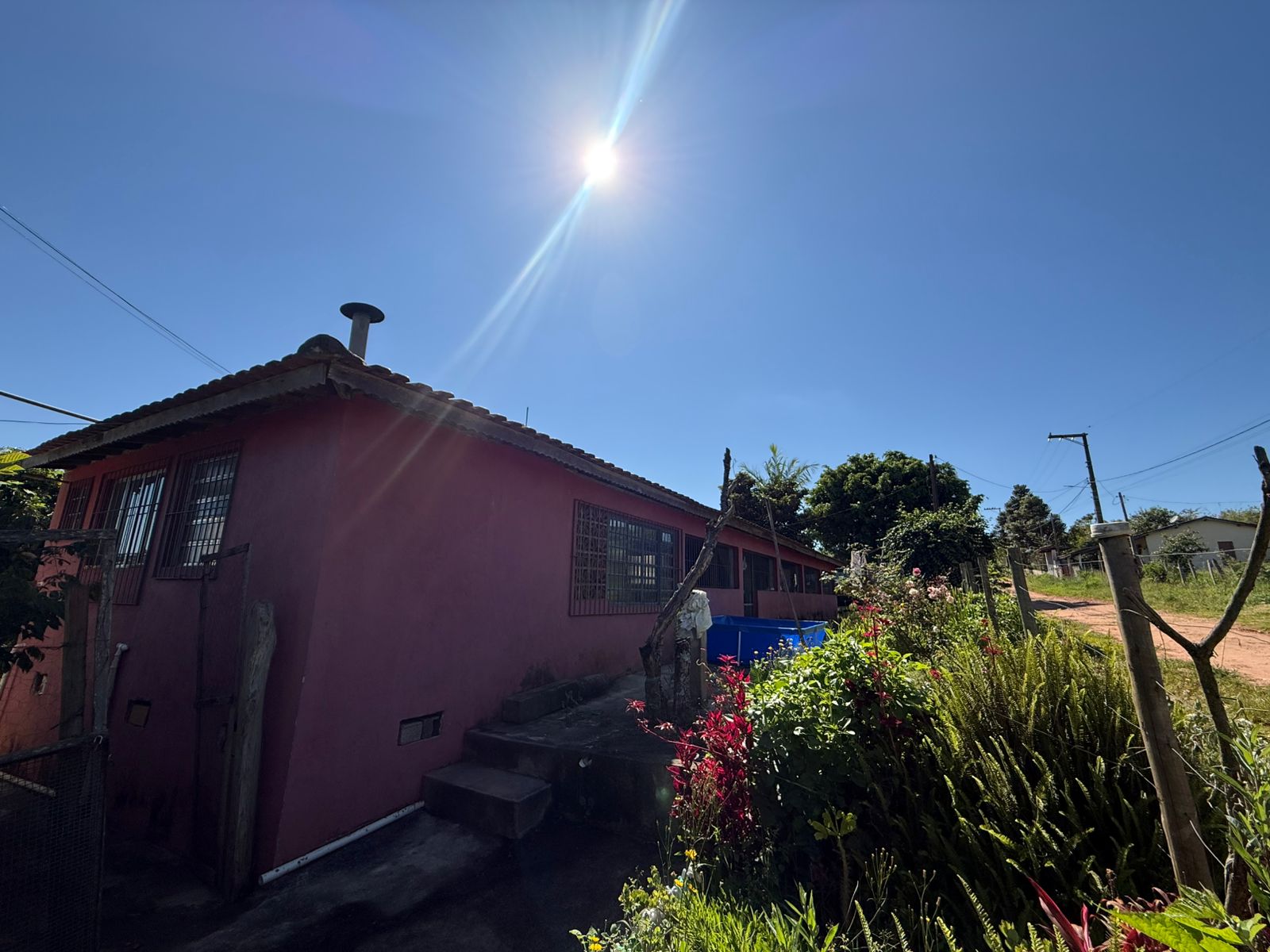 Chácara com Casa: Espaçosa e Adaptável em Munhoz - MG Cod.1220