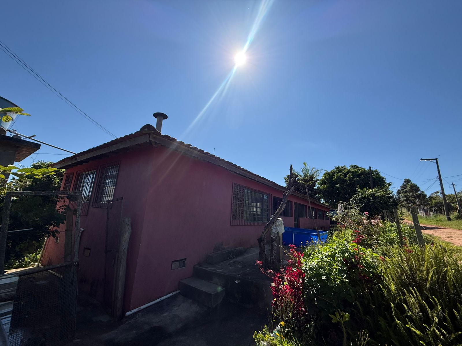 Chácara com Casa: Espaçosa e Adaptável em Munhoz - MG Cod.1220