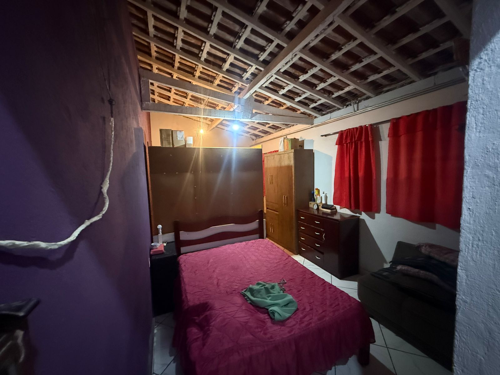 Chácara com Casa: Espaçosa e Adaptável em Munhoz - MG Cod.1220