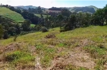 Terreno em Itapeva-MG com 26 mil metros excelente para sua casa de campo cod. 1226