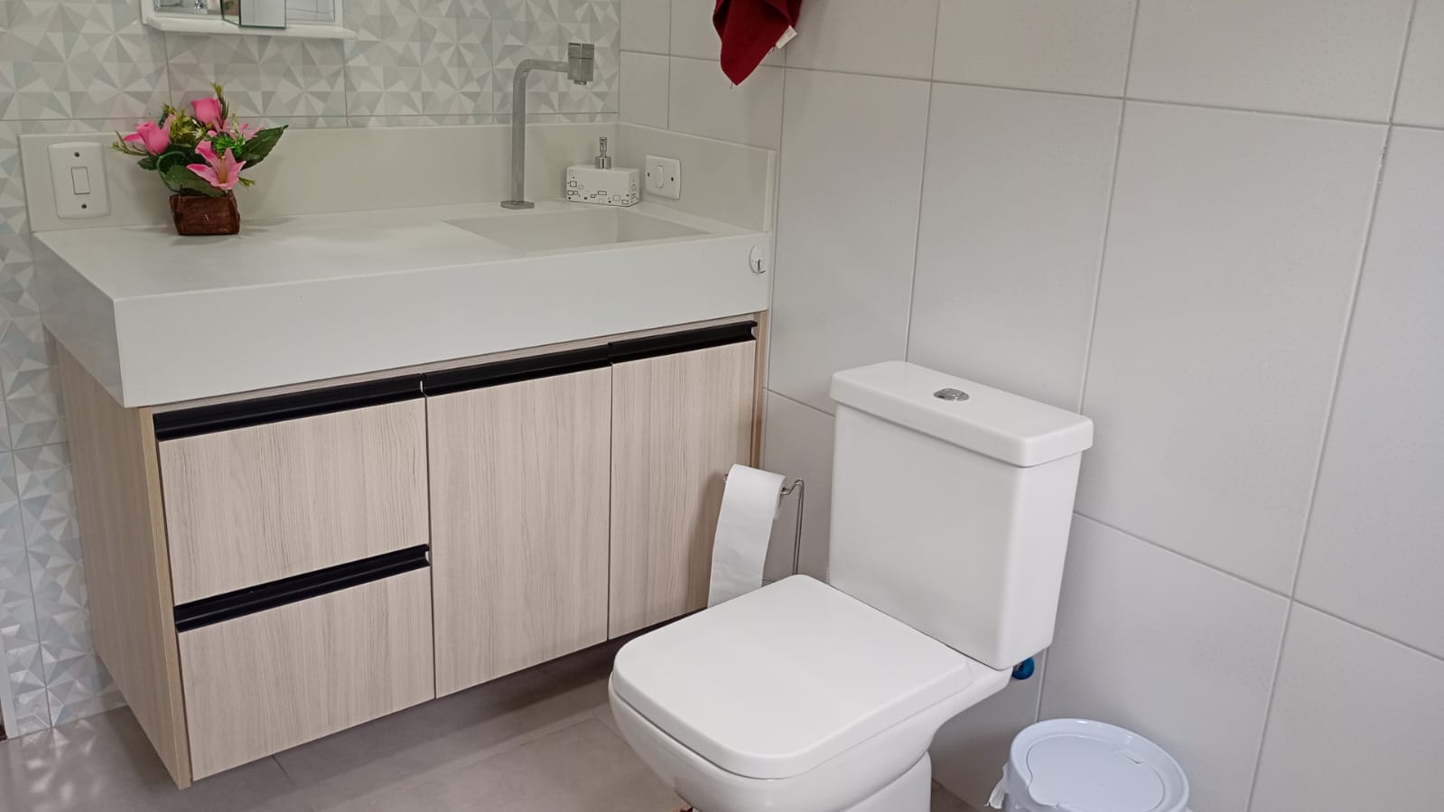 Chácara de Alto Padrão com Nascente em Extrema-MG. Casa com 4 quartos (1suite) cod.1227