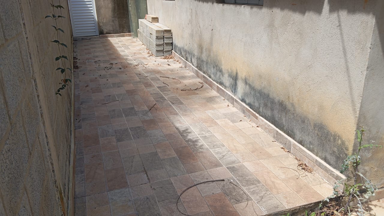 CHÁCARA NOVA EM EXTREMA-MG | 500m² em Bairro Nobre, Asfalto e Vista das Montanhas!  Cod.1228