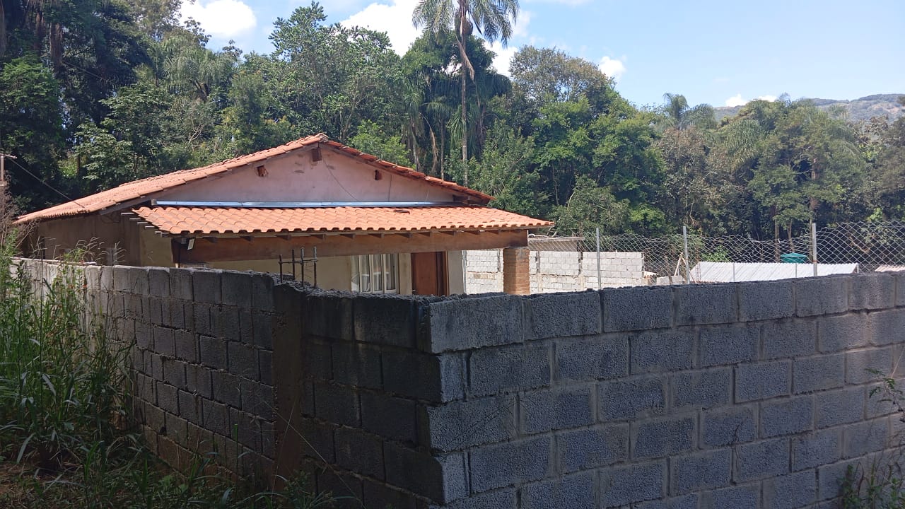 CHÁCARA NOVA EM EXTREMA-MG | 500m² em Bairro Nobre, Asfalto e Vista das Montanhas!  Cod.1228