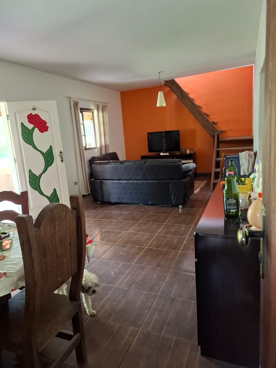 Chácara completa com casa de 4 dorms, sala gigante e área gourmet em Munhoz - MG cod. 1232