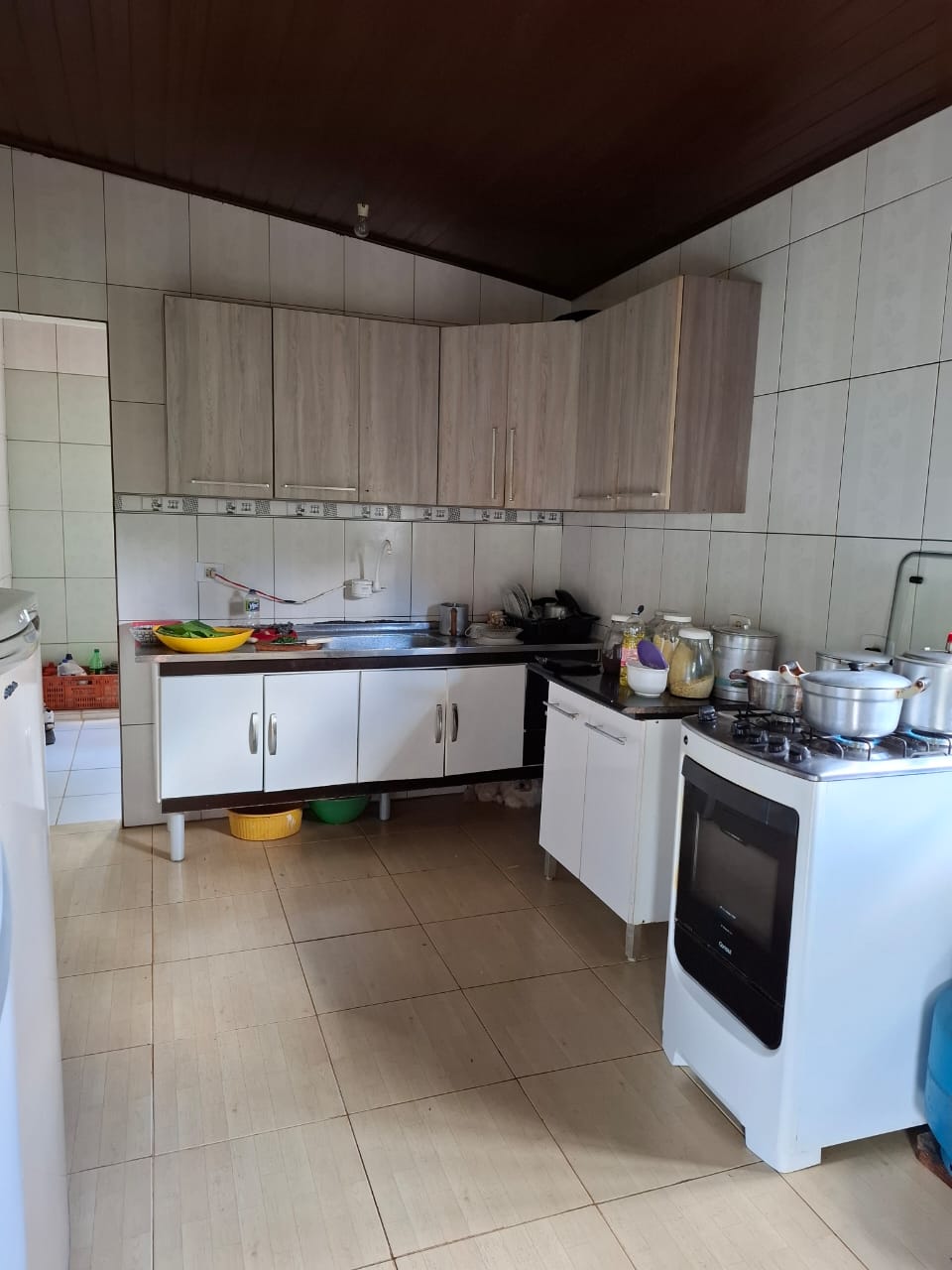 Chácara completa com casa de 4 dorms, sala gigante e área gourmet em Munhoz - MG cod. 1232