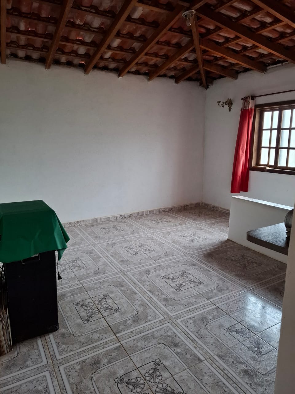 Chácara completa com casa de 4 dorms, sala gigante e área gourmet em Munhoz - MG cod. 1232