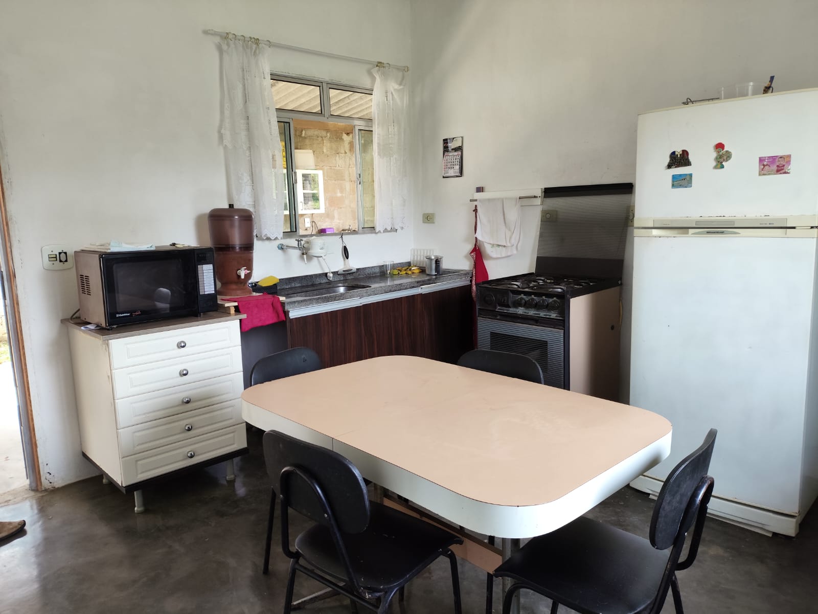 Sítio com casa composta de 2 quartos, sala, cozinha no município de Extrema  cod. 1234